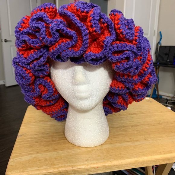 Crochet ruffled hats - Picture 15 of 15